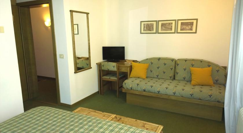 LA FELCE B&B Hotel Carisolo Zimmer foto